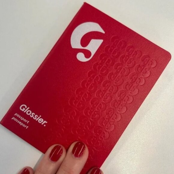 Glossier Passport - Picture 1 of 2